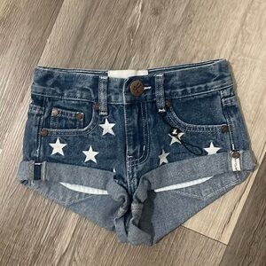 One teaspoon shorts size 6-7